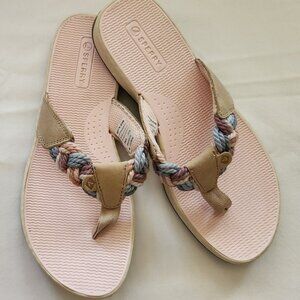 HAD TO LONG GOTTA GO Sperry sandals sz 6M Parrotfish pink NWOB